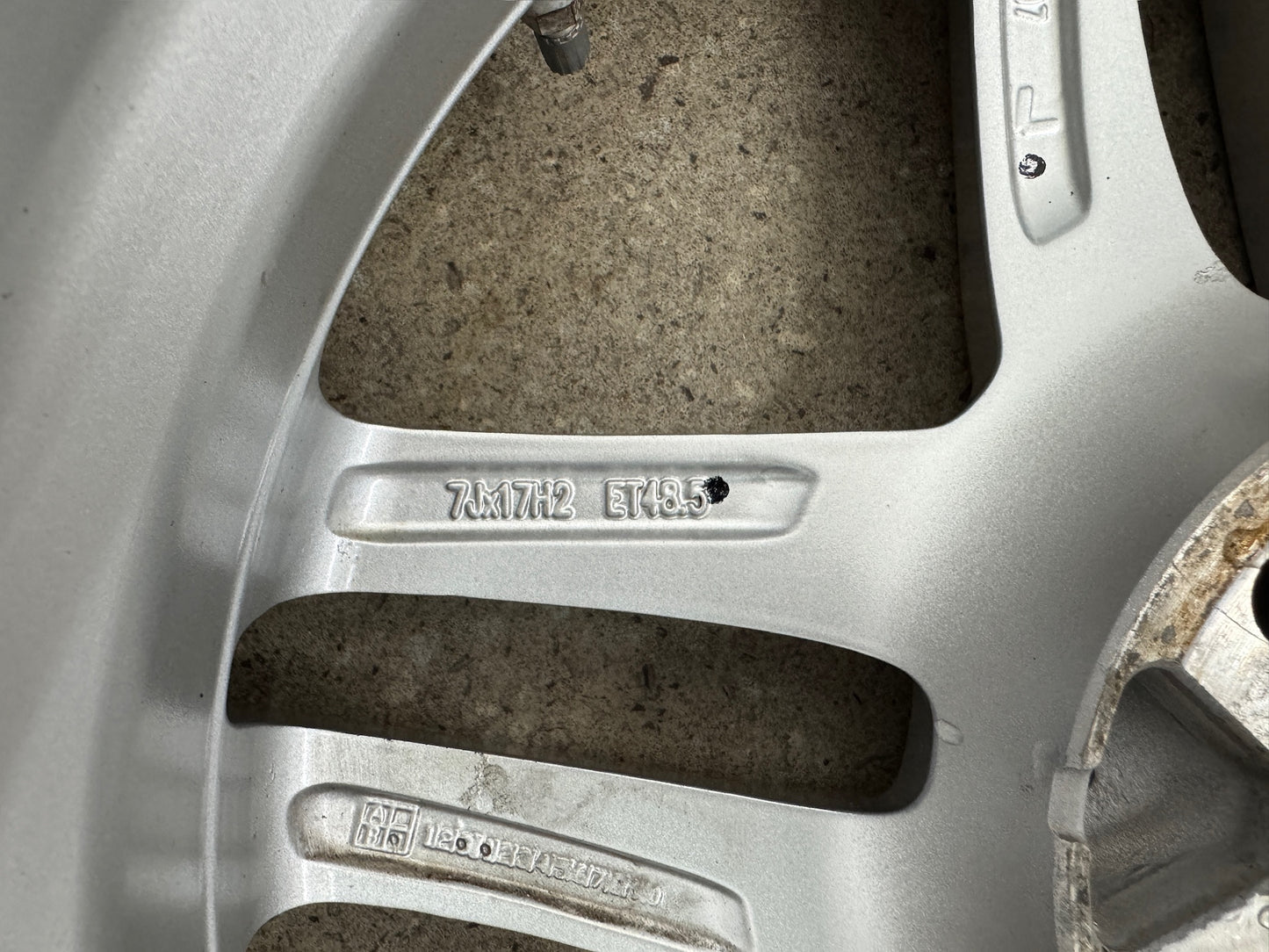 Mercedes A-Klasse W 176 B-Klasse W 242 W 246 CLA C 117 C-Klasse W 204 GLA X 156 17 Zoll Felgen Alufelgen 7x17 ET48,5 KBA 50255 Silber 5x112 Felgensatz REIFEN NUR TRANSPORTSCHUTZ MwSt.