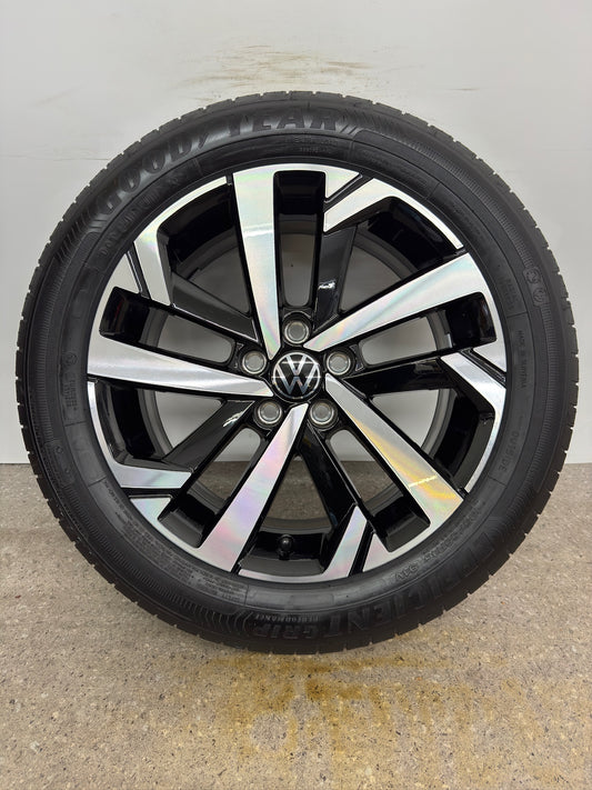 NEU DOT25 Original VW Polo VI 6 2G AW 16 Zoll Torsby Sommerräder Sommerreifen Felgen 2G0601025T Alufelgen R-Line 195/55 R16 91V Sport Edition Schwarz glanzgedreht 6,5x16 ET47 5x100 Sommerradsatz