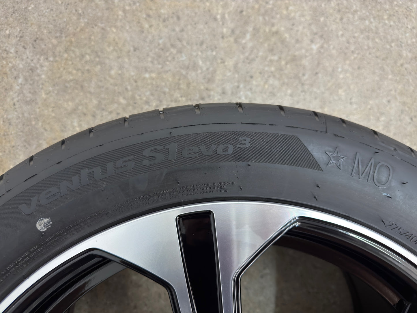 NEU Original Mercedes E-Klasse W 214 S 214 19 Zoll Sommerräder Sommerreifen Felgen A2144013600 A2144013700 245/45 R19 102Y 275/40 R19 105Y Sport Line 4MATIC 8,5x19 ET35,5 9,5x19 ET51 Sommerradsatz