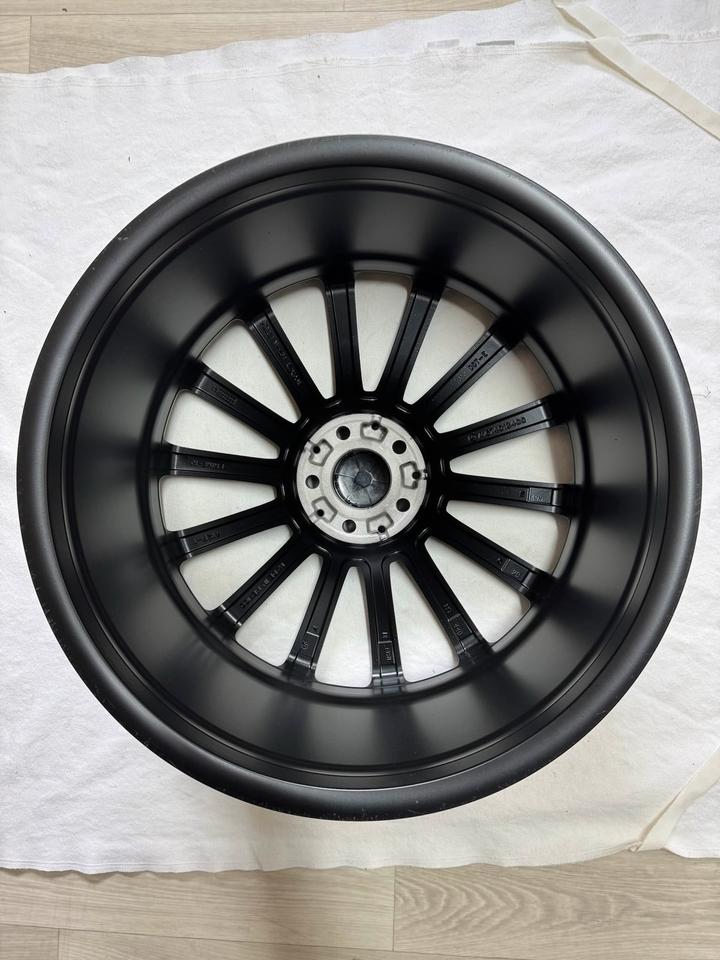 NEU Original Mercedes GLE C167 V167 21 Zoll AMG Felgen Alufelgen Matt Schwarz A1674013400 A1674013500