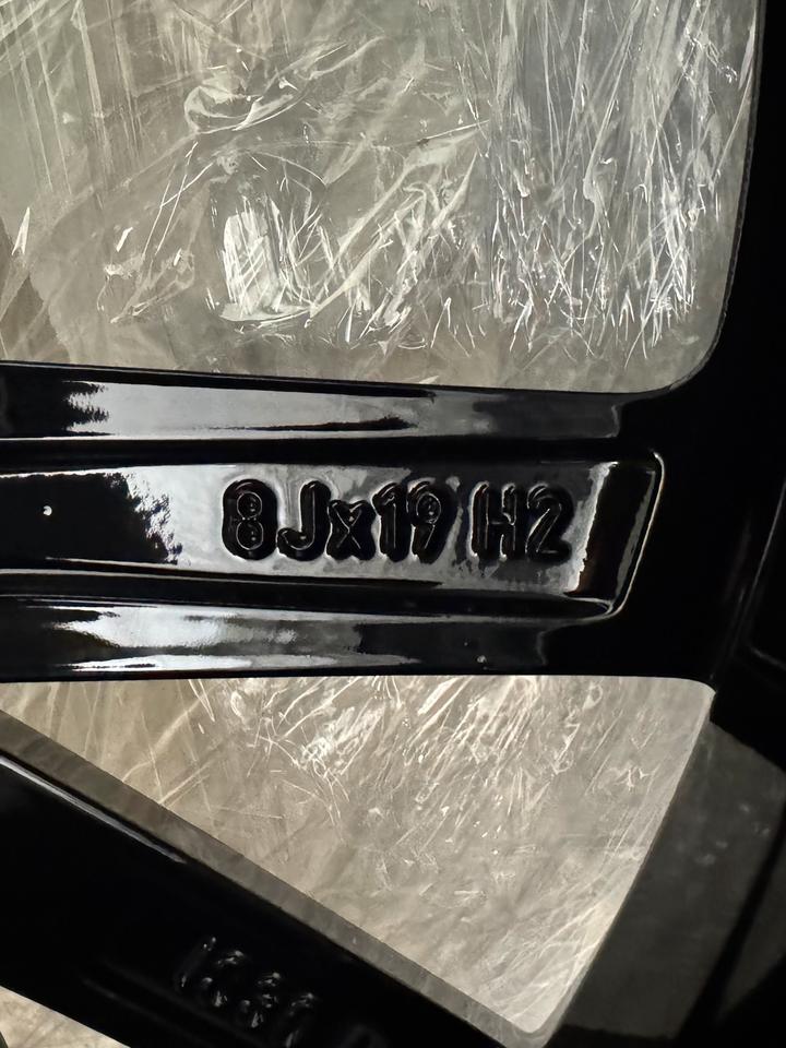 NEU Original BMW 5er G30 G31 M 845M 19 Zoll Felgen Alufelgen Schwarz 8747234 8747405