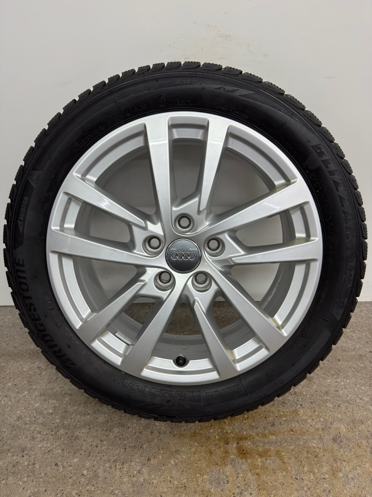 6,3 / 6mm Original Audi A3 S3 8V 17 Zoll Winterräder Winterreifen Felgen 8V0601025DH 205/50 R17 93H 5x112 Alufelgen 6x17 ET48 Silber Limousine Sportback Winterradsatz M+S MwSt.