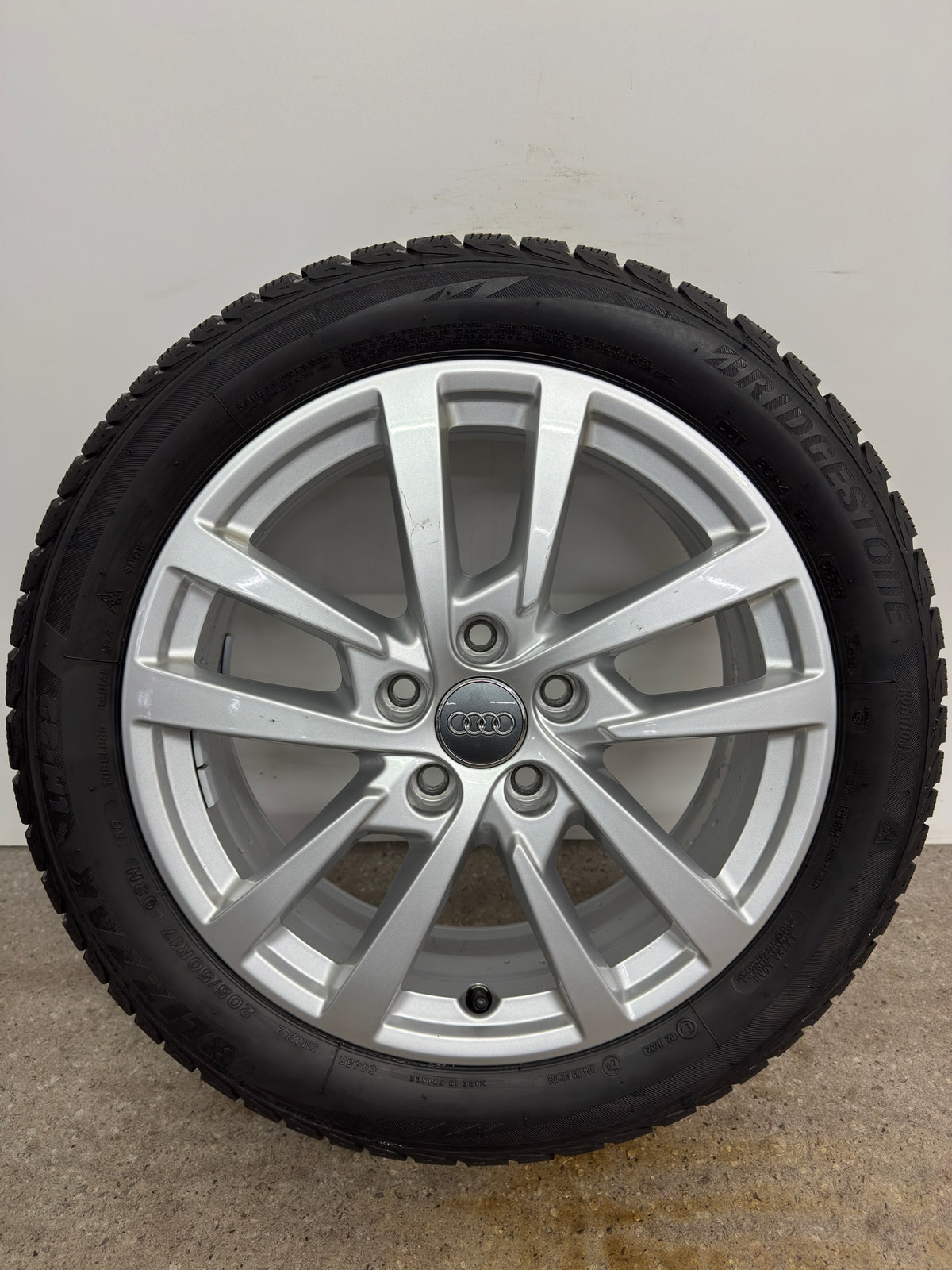 6,3 / 6mm Original Audi A3 S3 8V 17 Zoll Winterräder Winterreifen Felgen 8V0601025DH 205/50 R17 93H 5x112 Alufelgen 6x17 ET48 Silber Limousine Sportback Winterradsatz M+S MwSt.