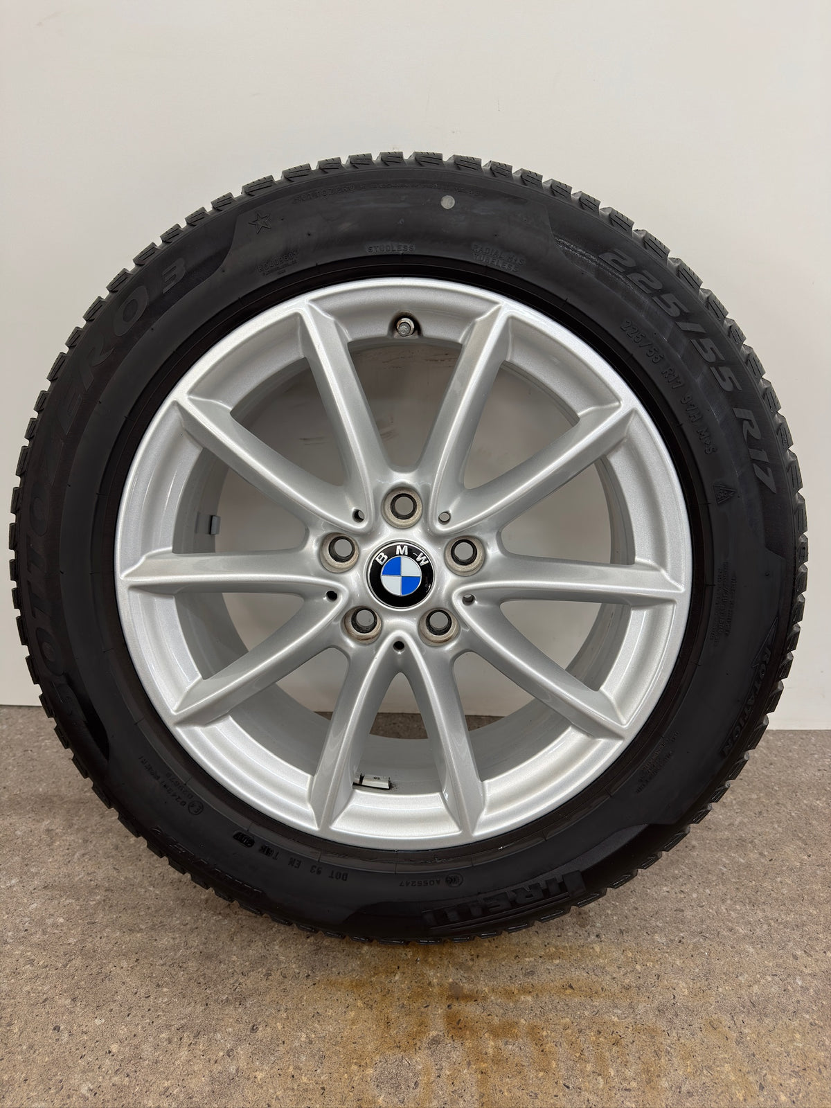 7 / 6 mm Original BMW X1 F48 X2 F39 Sty. 560 17 Zoll Winterräder Winterreifen Felgen 6856061 Alufelgen Styling RDKS RDCi 225/55 R17 97H 5x112 7,5x17 IS52 ET52 SUV Silber Winterradsatz MwSt.