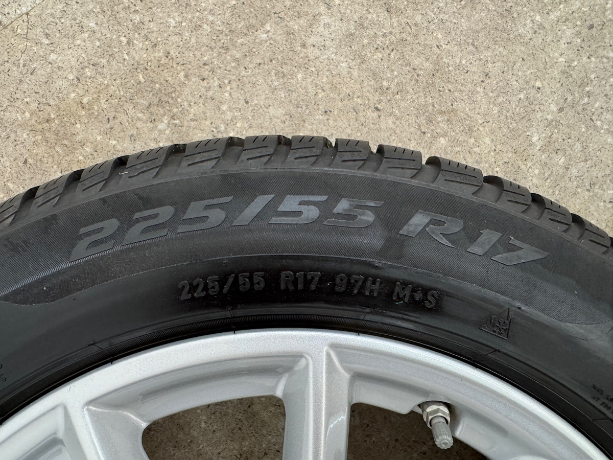 7 / 6 mm Original BMW X1 F48 X2 F39 Sty. 560 17 Zoll Winterräder Winterreifen Felgen 6856061 Alufelgen Styling RDKS RDCi 225/55 R17 97H 5x112 7,5x17 IS52 ET52 SUV Silber Winterradsatz MwSt.