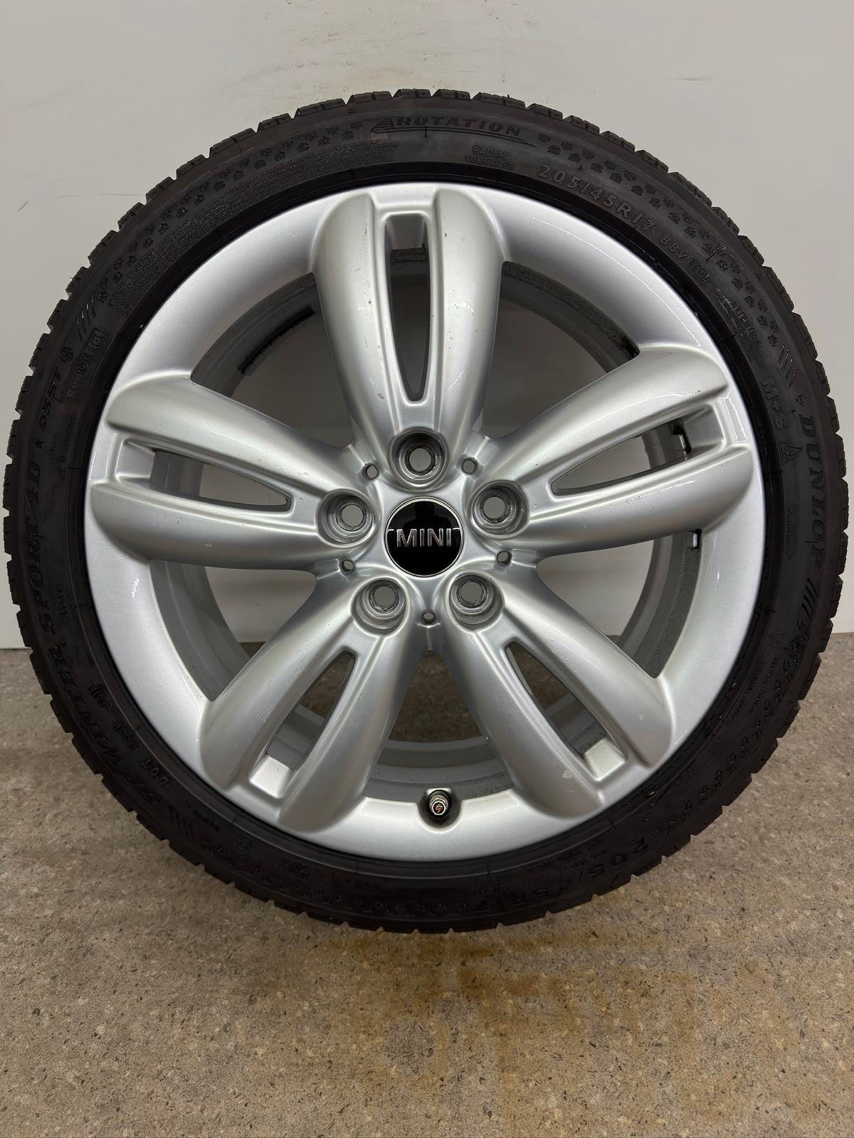 7mm Original Mini Cooper S One F55 F56 F57 Spoke 501 17 Zoll Winterräder Winterreifen Felgen 6855107 Alufelgen 205/45 R17 88V Silber M+S Track JCW 5x112 Winterradsatz MwSt.