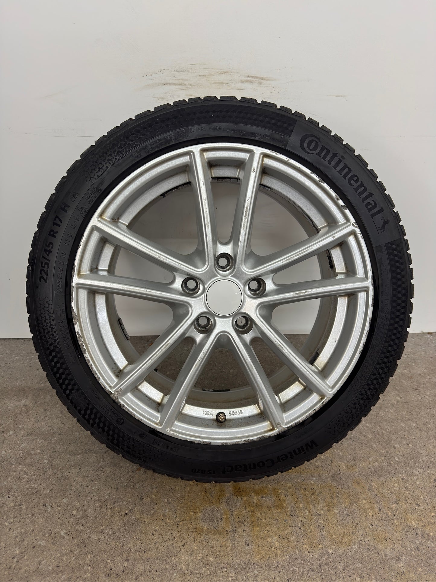 8 / 7mm VW Golf VII 7 Audi A3 8V Seat Leon 5F Skoda Octavia 5E 17 Zoll Winterräder Winterreifen Felgen Alufelgen 225/45 R17 91H III 3 AU Silber M+S KBA 50565 Winterradsatz