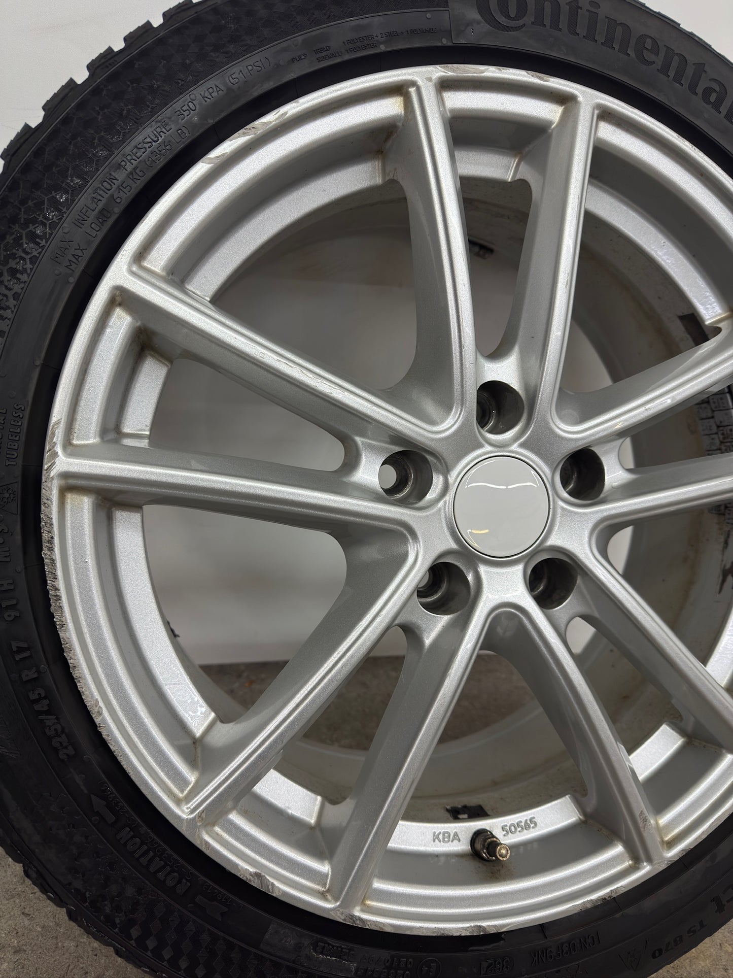8 / 7mm VW Golf VII 7 Audi A3 8V Seat Leon 5F Skoda Octavia 5E 17 Zoll Winterräder Winterreifen Felgen Alufelgen 225/45 R17 91H III 3 AU Silber M+S KBA 50565 Winterradsatz