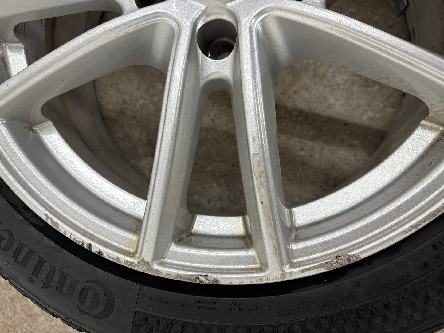 8 / 7mm VW Golf VII 7 Audi A3 8V Seat Leon 5F Skoda Octavia 5E 17 Zoll Winterräder Winterreifen Felgen Alufelgen 225/45 R17 91H III 3 AU Silber M+S KBA 50565 Winterradsatz