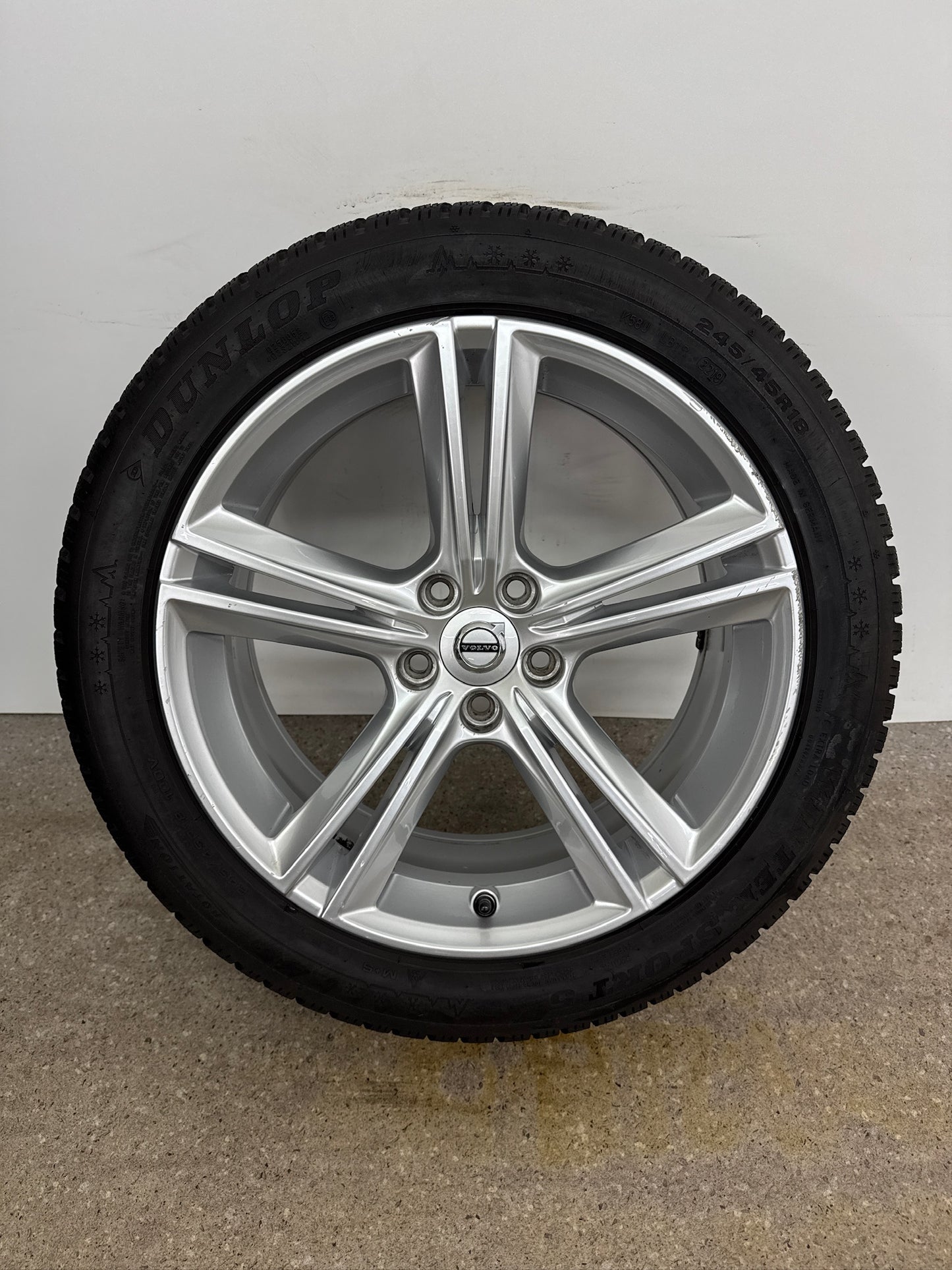 8,8-8,3mm Original Volvo V90 S90 18 Zoll Winterräder Winterreifen Felgen 31362839 Alufelgen Silber M+S Limousine Kombi 245/45 R18 100V M+S 8x18 ET42 5x108 Winterradsatz MwSt. ausweisbar