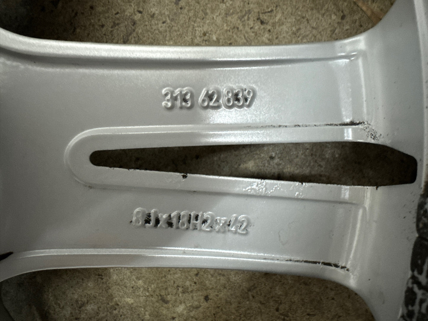 8,8-8,3mm Original Volvo V90 S90 18 Zoll Winterräder Winterreifen Felgen 31362839 Alufelgen Silber M+S Limousine Kombi 245/45 R18 100V M+S 8x18 ET42 5x108 Winterradsatz MwSt. ausweisbar