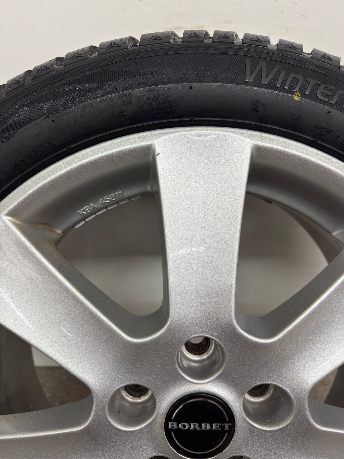 TOP *2 neue Reifen* Audi A3 8P 8V 8Y GY VW Golf V 5 1K VI 6 5K VII 7 5G VIII 8 CD Touran Cross 1P Seat Leon 1P 5F KL Skoda Octavia II 2 III 3 1Z 5E 17 Zoll Winterräder Winterreifen Felgen Alufelgen
