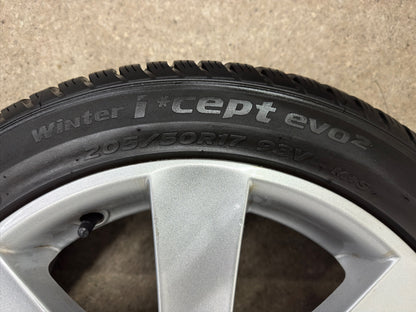 TOP *2 neue Reifen* Audi A3 8P 8V 8Y GY VW Golf V 5 1K VI 6 5K VII 7 5G VIII 8 CD Touran Cross 1P Seat Leon 1P 5F KL Skoda Octavia II 2 III 3 1Z 5E 17 Zoll Winterräder Winterreifen Felgen Alufelgen