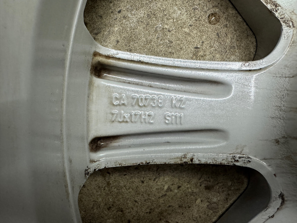 TOP *2 neue Reifen* Audi A3 8P 8V 8Y GY VW Golf V 5 1K VI 6 5K VII 7 5G VIII 8 CD Touran Cross 1P Seat Leon 1P 5F KL Skoda Octavia II 2 III 3 1Z 5E 17 Zoll Winterräder Winterreifen Felgen Alufelgen