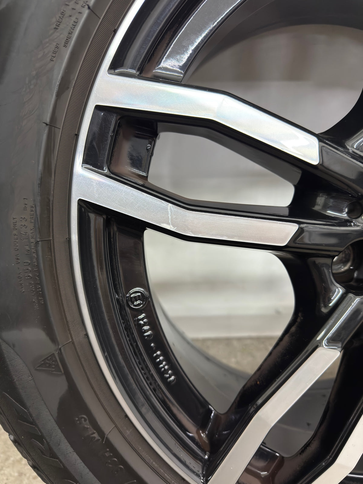 TOP ZUSTAND BMW X1 F48 X2 F39 Mini Countryman F60 17 Zoll Winterräder Winterreifen Felgen Alufelgen 205/60 R17 93H KBA 50750 M+S Schwarz Bicolor RDKS RDCi Pirelli * SUV Winterradsatz MwSt.