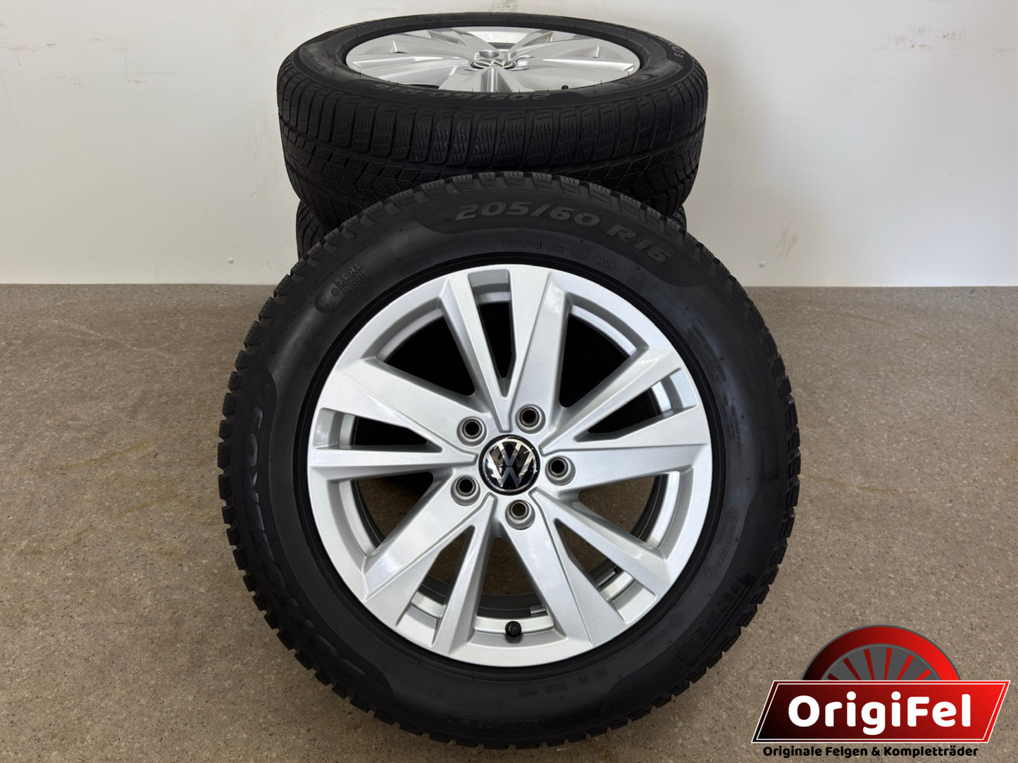 DOT2023 Original VW Touran II 2 5T 16 Zoll Karlstad Winterräder Winterreifen Felgen 5TA601025Q Alufelgen 6,5x16 ET48 5x112 205/60 R16 96H Silber Winterradsatz MwSt. ausweisbar