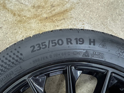 DOT22 8 / 7-6,5mm VW Tiguan R-Line II 2 AD1 5N III 3 CTI Skoda Kodiaq I 1 NS PS Seat Tarraco FR KN2 Cupra Terramar KP Audi Q3 F3 235/50 R19 Zoll Winterräder Winterreifen Felgen Alufelgen Schwarz