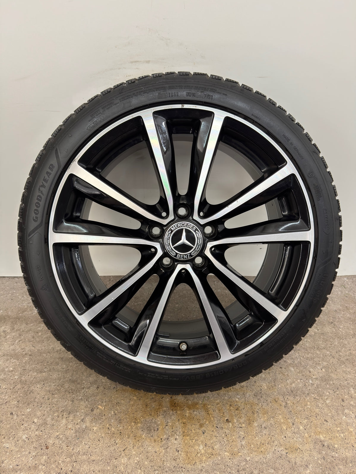 DOT23 7,8 / 7 - 6,5mm Original A-Klasse W 176 B-Klasse W 242 W 246 CLA C 117 18 Zoll Winterräder Winterreifen Felgen A2464010600 Alufelgen 225/40 R18 92V M+S 7,5x18 ET52 Coupé Winterradsatz