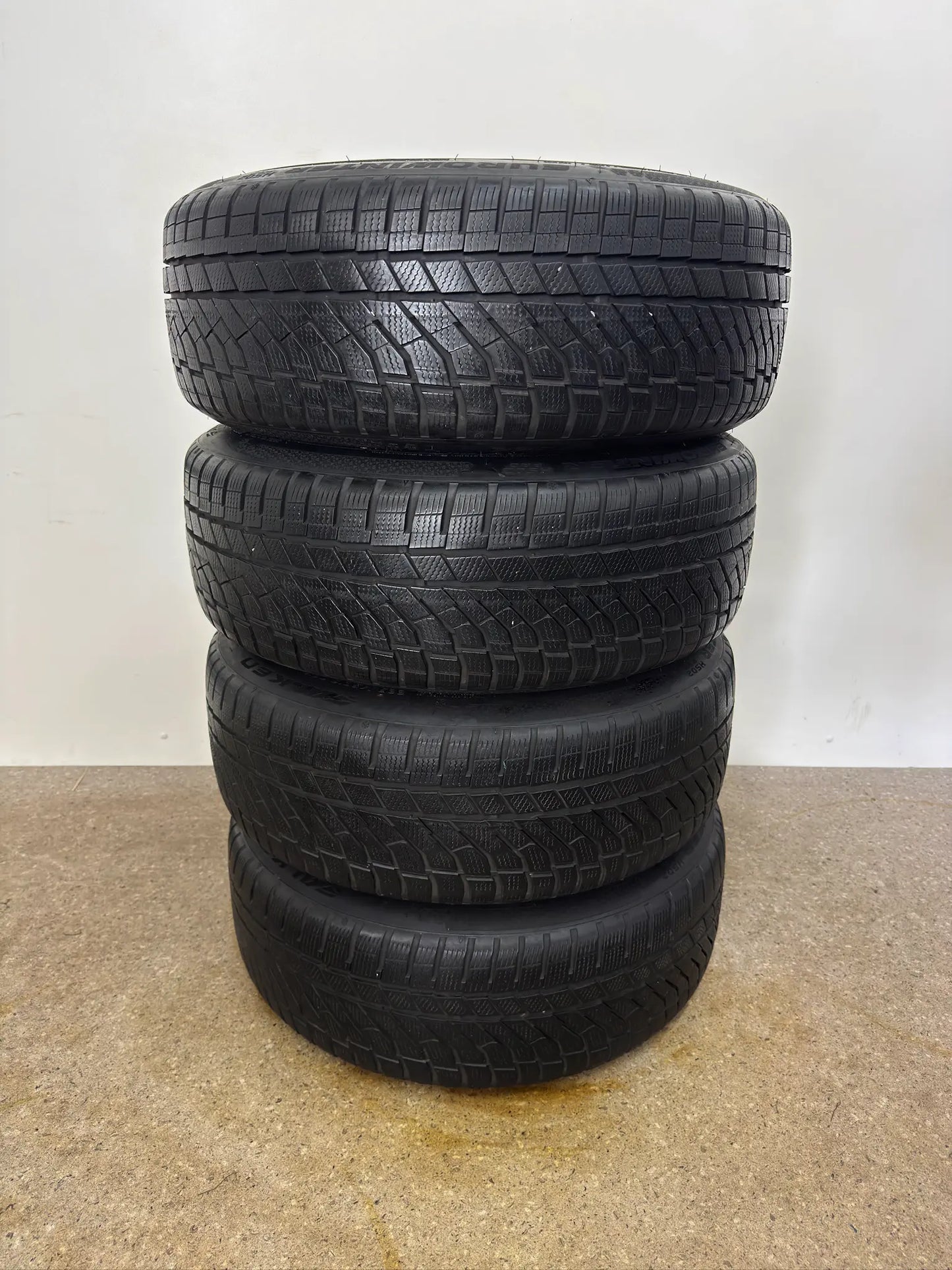 DOT23 VW T-Roc A1 R Skoda Octavia IV 4 NX Yeti 5L MG 4 Electric Audi TT 8J 18 Zoll Winterräder Winterreifen Felgen Alufelgen Schwarz 225/45 R18 95V KBA49978 Winterradsatz