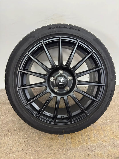 DOT23 VW T-Roc A1 R Skoda Octavia IV 4 NX Yeti 5L MG 4 Electric Audi TT 8J 18 Zoll Winterräder Winterreifen Felgen Alufelgen Schwarz 225/45 R18 95V KBA49978 Winterradsatz