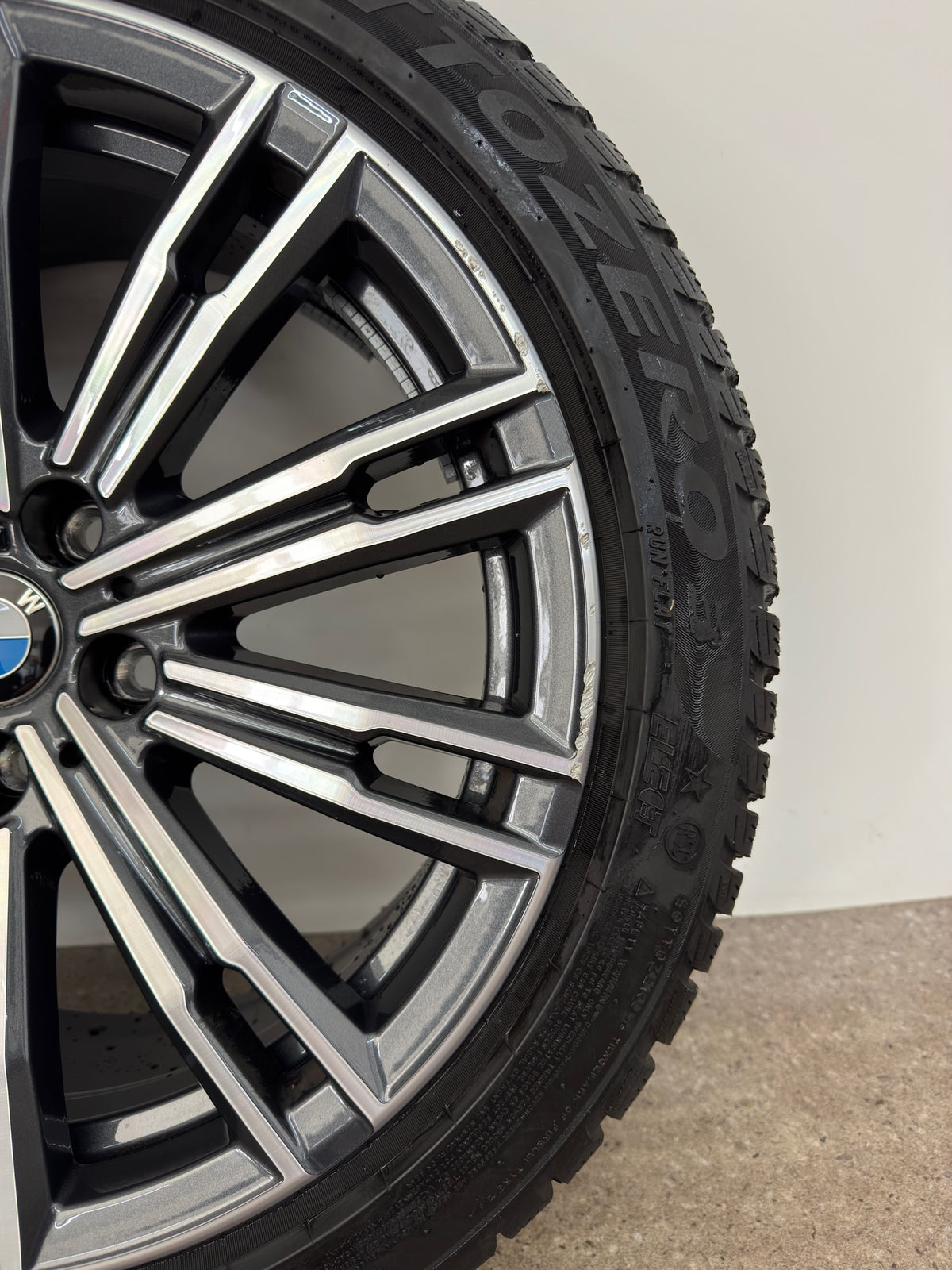 DOT24 7,2 / 6,5mm Original BMW 2er G42 3er G20 G21 4er G22 G23 18 Zoll M 790M Winterräder Winterreifen Felgen 8089890 Alufelgen 225/45 R18 95H RunFlat RFT RSC * Winterradsatz MwSt.