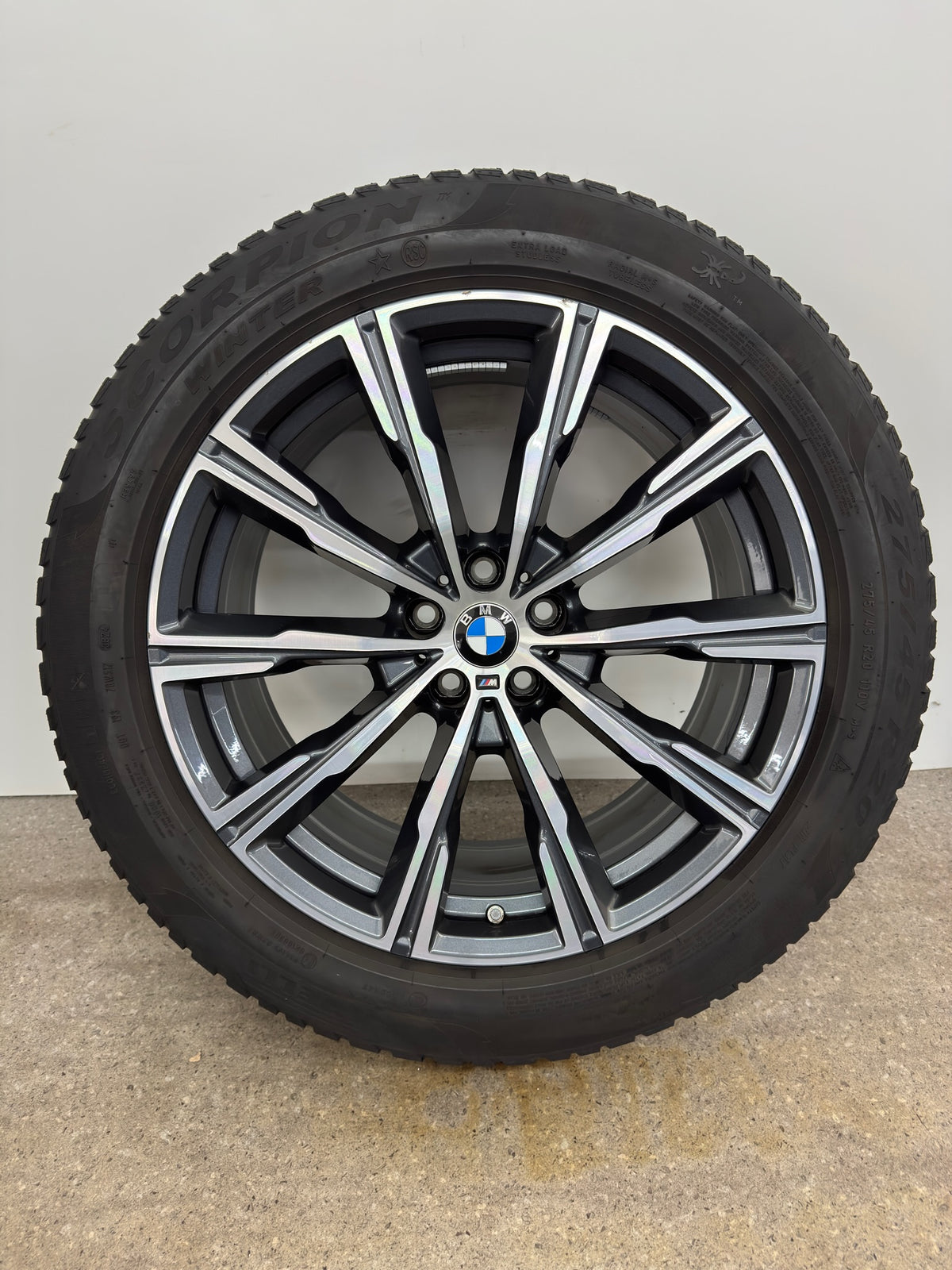 DOT24 Original BMW X5 G05 X6 G06 Sty. M 740M 20 Zoll Winterräder Winterreifen Felgen 8071996 Alufelgen 275/45 R20 110V M+S Sytling M Sport SUV RSC RFT Winterradsatz MwSt. ausweisbar