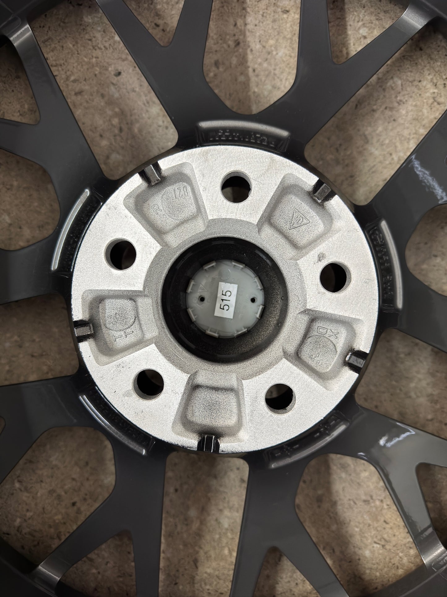 DOT24/25 Original Porsche Macan RS Spyder 95B 20 Zoll Sommerreifen Sommerräder Felgen Alufelgen 95B601025BP 95B601025BQ I 1 II 2 III 3 GTS Sport Turbo 265/45 R20 104Y 295/40 R20 106Y