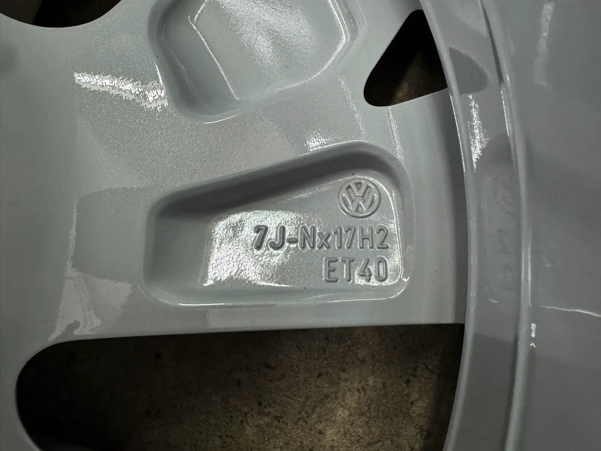 DOT25 Original VW Tiguan II 2 III 3 CTI Tayron R4 17 Zoll Bari Winterräder Winterreifen Felgen 571601025 Alufelgen 215/65 R17 99H M+S Allspace AD1 5NA Winterradsatz SUV MwSt.