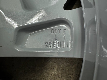 DOT25 Original VW Tiguan II 2 III 3 CTI Tayron R4 17 Zoll Bari Winterräder Winterreifen Felgen 571601025 Alufelgen 215/65 R17 99H M+S Allspace AD1 5NA Winterradsatz SUV MwSt.