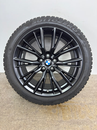 GUTER ZUSTAND Original BMW 2er G42 3er G20 G21 4er G22 G23 18 Zoll M 796M Winterräder Winterreifen Felgen 6885305 6885306 Alufelgen Schwarz 225/45 R18 95V 255/40 R18 99V RunFlat RFT RSC * MwSt.
