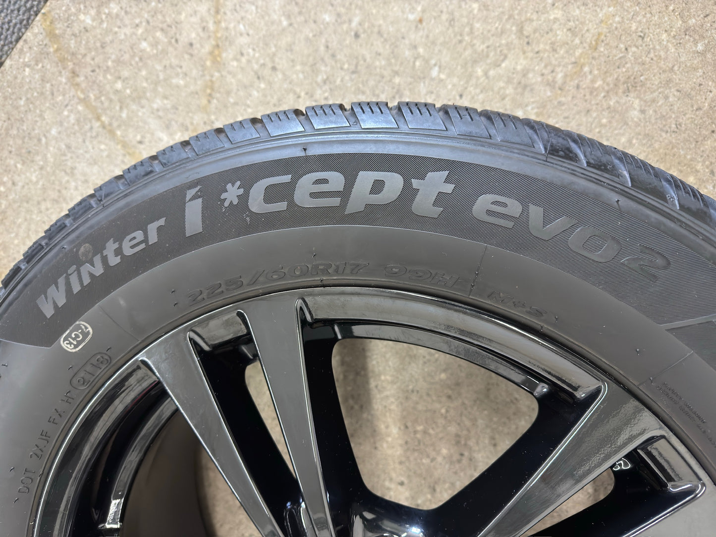 Hyundai Tuncson III 3 TL 17 Zoll Winterräder Winterreifen Felgen Alufelgen Schwarz Hochglanz SUV 225/60 R17 99H M+S KBA52249 7x17 ET47 Winterradsatz MwSt. ausweisbar