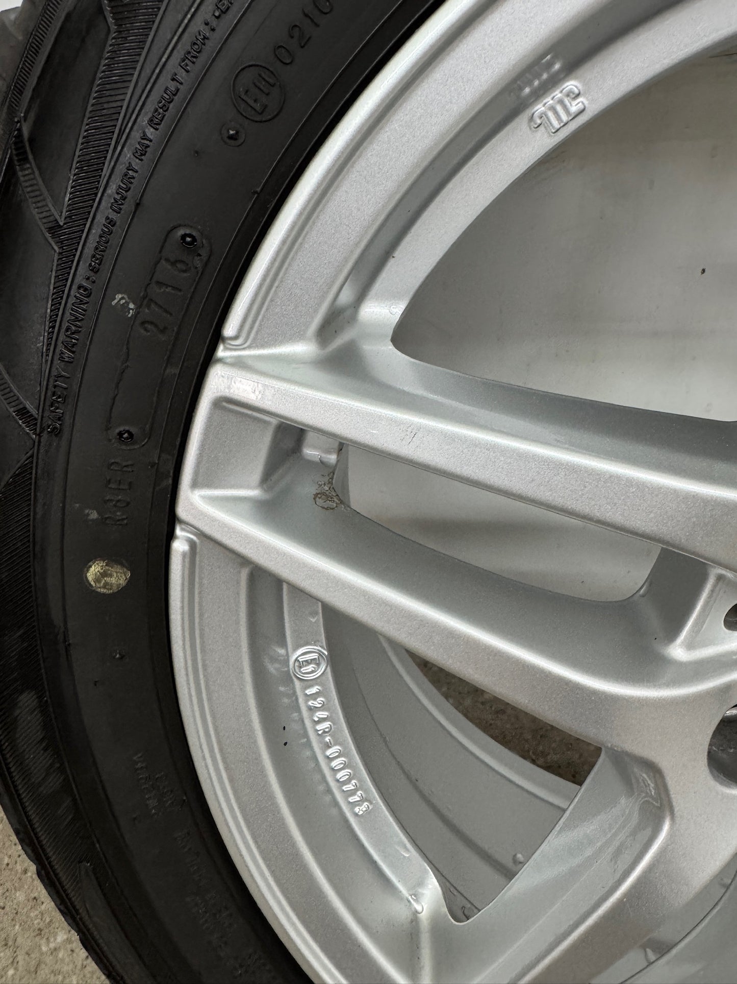 Mercedes A-Klasse W 176 B-Klasse W 242 W 246 CLA C 117 C-Klasse W 204 GLA X 156 17 Zoll Felgen Alufelgen 7x17 ET48,5 KBA 50255 Silber 5x112 Felgensatz REIFEN NUR TRANSPORTSCHUTZ MwSt.