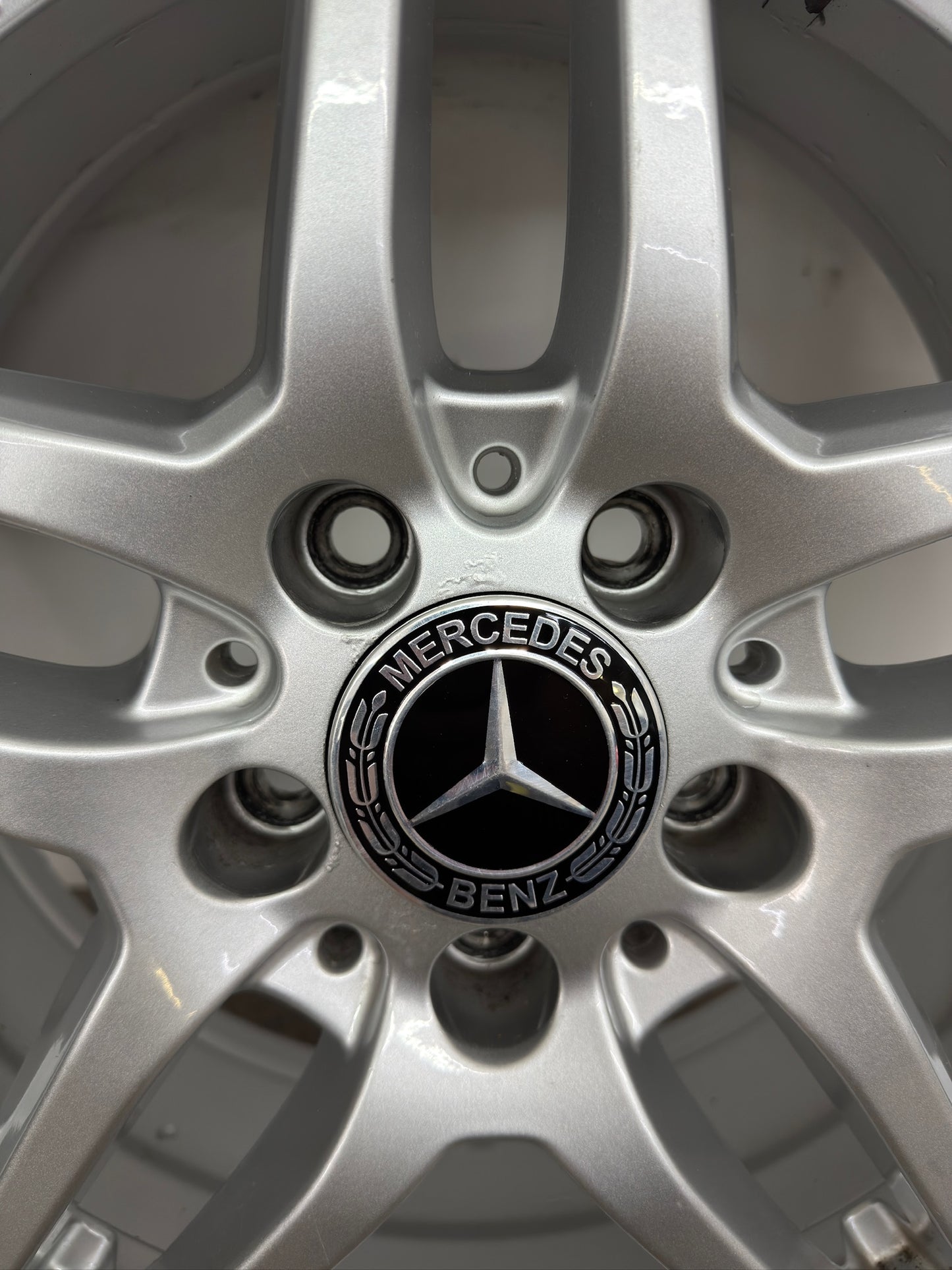 Mercedes A-Klasse W 176 B-Klasse W 242 W 246 CLA C 117 C-Klasse W 204 GLA X 156 17 Zoll Felgen Alufelgen 7x17 ET48,5 KBA 50255 Silber 5x112 Felgensatz REIFEN NUR TRANSPORTSCHUTZ MwSt.