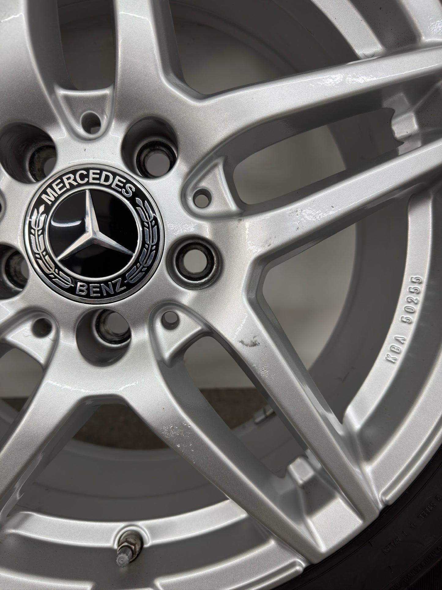 Mercedes A-Klasse W 176 B-Klasse W 242 W 246 CLA C 117 C-Klasse W 204 GLA X 156 17 Zoll Felgen Alufelgen 7x17 ET48,5 KBA 50255 Silber 5x112 Felgensatz REIFEN NUR TRANSPORTSCHUTZ MwSt.