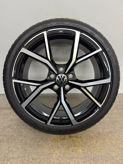 NEU DOT25 Original VW Golf VIII 8 5H CD 19 Zoll Estoril Sommerräder Sommerreifen Felgen 5H0601025AM 5H0601025AD Alufelgen 235/35 R19 91Y GTI GTD R R-Line Edition 8x19 ET50 5x112 Sommerradsatz