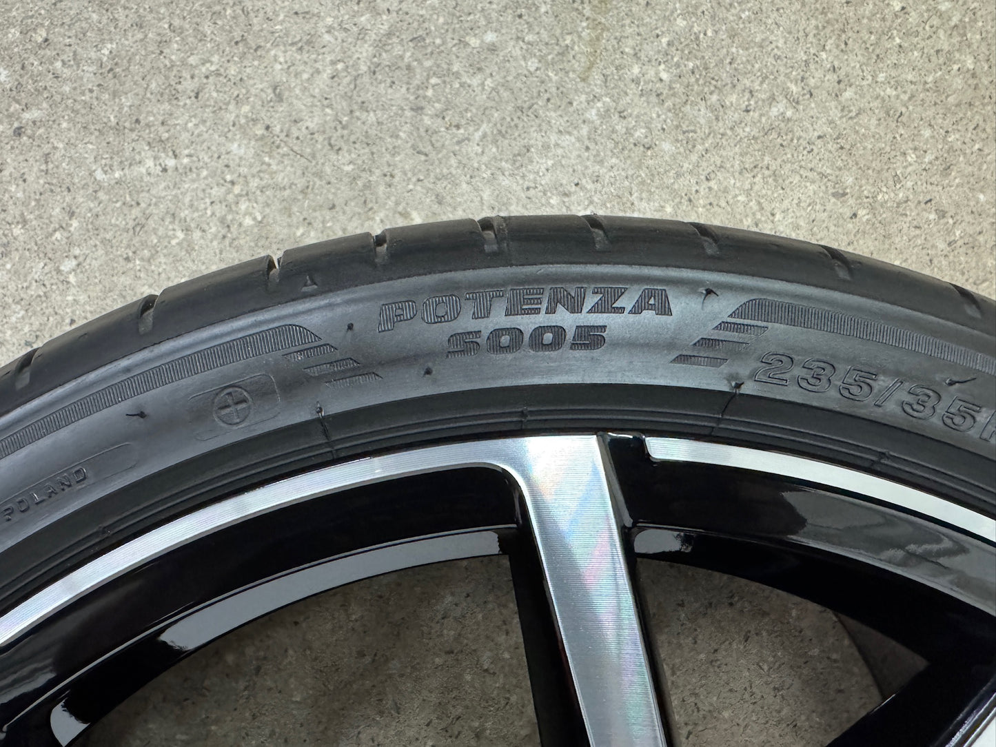 NEU DOT25 Original VW Golf VIII 8 5H CD 19 Zoll Estoril Sommerräder Sommerreifen Felgen 5H0601025AM 5H0601025AD Alufelgen 235/35 R19 91Y GTI GTD R R-Line Edition 8x19 ET50 5x112 Sommerradsatz