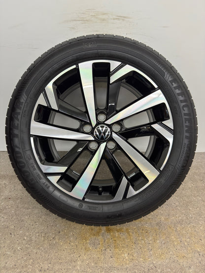 NEU DOT25 Original VW Polo VI 6 2G AW 16 Zoll Torsby Sommerräder Sommerreifen Felgen 2G0601025T Alufelgen R-Line 195/55 R16 91V Sport Edition Schwarz glanzgedreht 6,5x16 ET47 5x100 Sommerradsatz