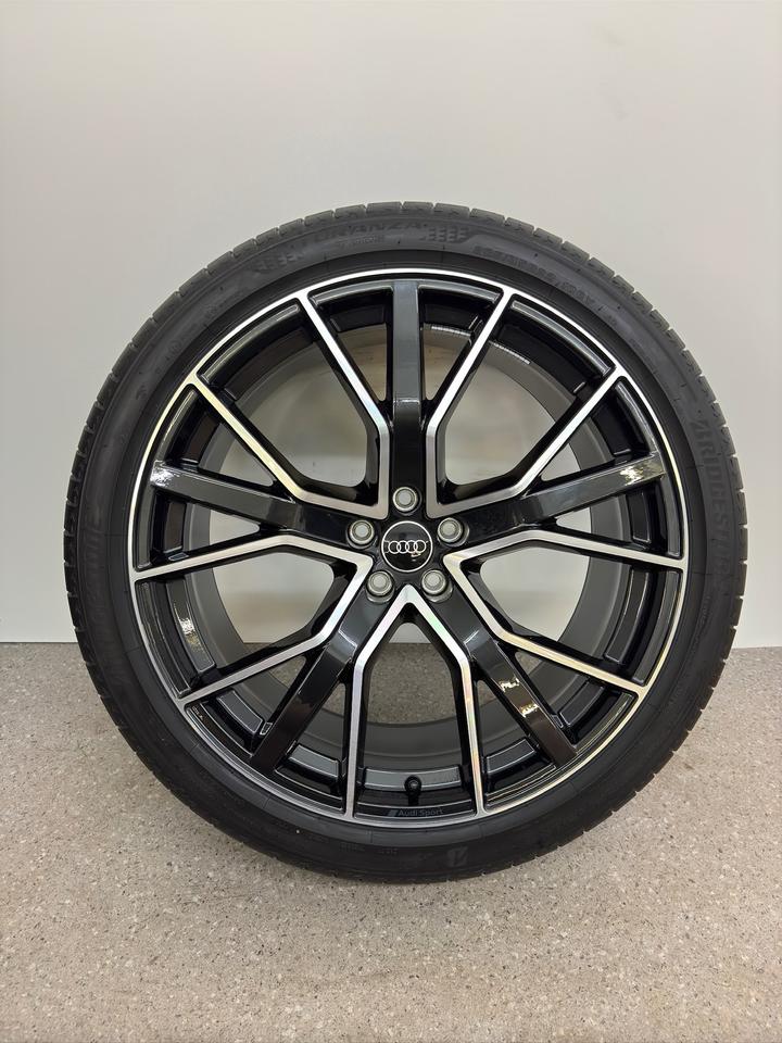 NEU Original Audi Q7 SQ7 4M S-Line 22 Zoll 5-V-Speichen-Design Sommerreifen Sommerräder Felgen