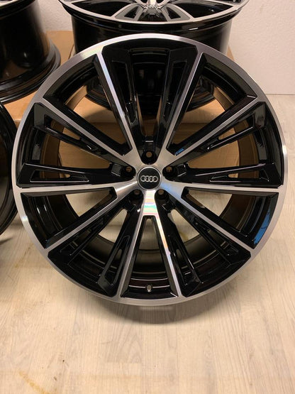 NEU Original Audi Q8 SQ8 RSQ8 4M8 23 Zoll Felgen Alufelgen Glanzgedreht 4M8601025R 4M8601025AT
