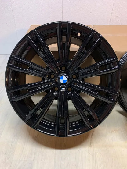 NEU* Original BMW 2er G42 3er G20 G21 4er G22 G23 M 790M 18 Zoll Felgen Alufelgen 8089890 8089891 5x112 7,5x18 IS25 ET25 8,5x18 IS40 ET40 M Sport Line Black Edition Schwarz Hochglanz Felgensatz