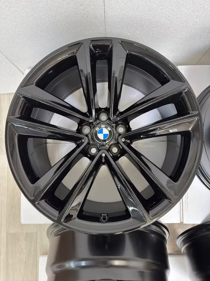 NEU* Original BMW 6er GT G32 7er G11 G12 Styling 630 Felgen Alufelgen 6883159 6881665 6863114 6883160 6867337 Schwarz Hochglanz 8,5x19 IS25 ET25 9,5x19 IS39 ET39 Gran Turismo Felgensatz