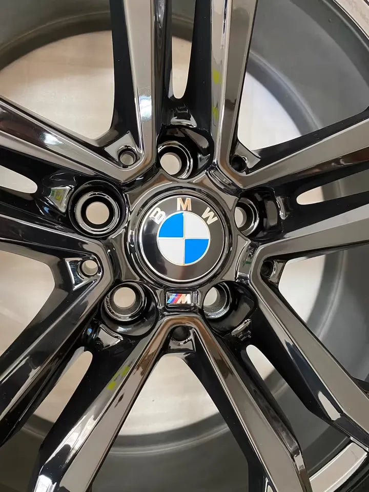 NEU* Original BMW X1 F48 X2 F39 M 715M 19 Zoll Felgen Alufelgen 8008616 8x19 ET47 IS47 Black Edition Schwarz Hochglanz Styling M Sport Line SUV Felgensatz MwSt. ausweisbar