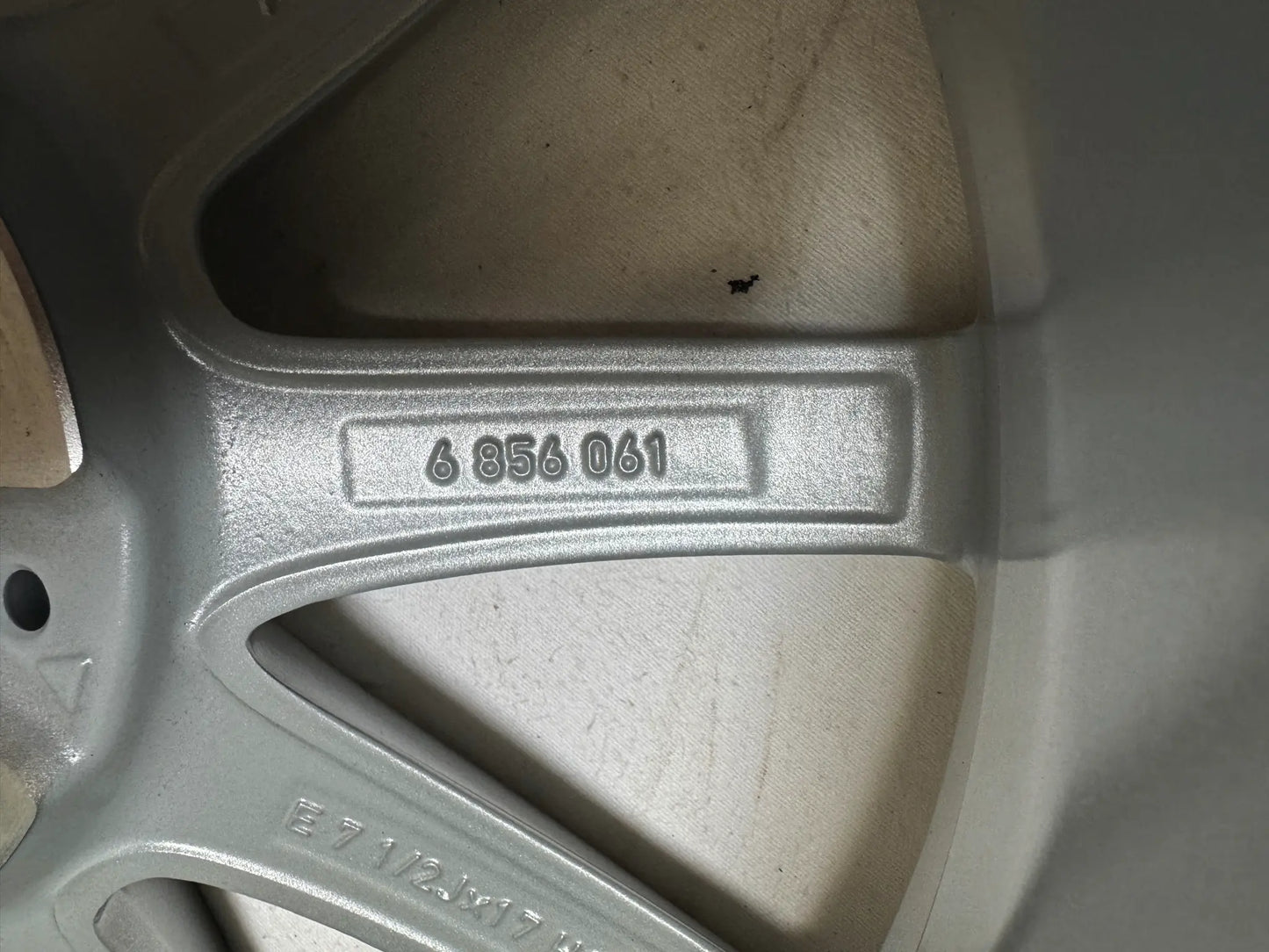 NEU Original BMW X1 F48 X2 F39 Sty. 560 17 Zoll Einzelfelge Felge Alufelge 6856061 7,5x17 IS52 ET52 5x112 Silber Styling SUV inklusive RDKS RDCi MwSt. ausweisbar