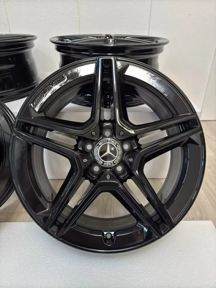 NEU* Original Mercedes A-Klasse A35 AMG W177 18 Zoll Felgen Alufelgen Black Edition Schwarz Hochglanz Sport Line 5x112 7,5x18 ET33 Felgensatz
