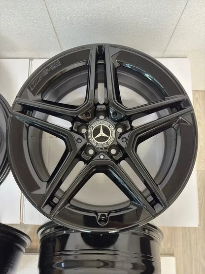 NEU* Original Mercedes A-Klasse A35 AMG W177 18 Zoll Felgen Alufelgen Black Edition Schwarz Hochglanz Sport Line 5x112 7,5x18 ET33 Felgensatz