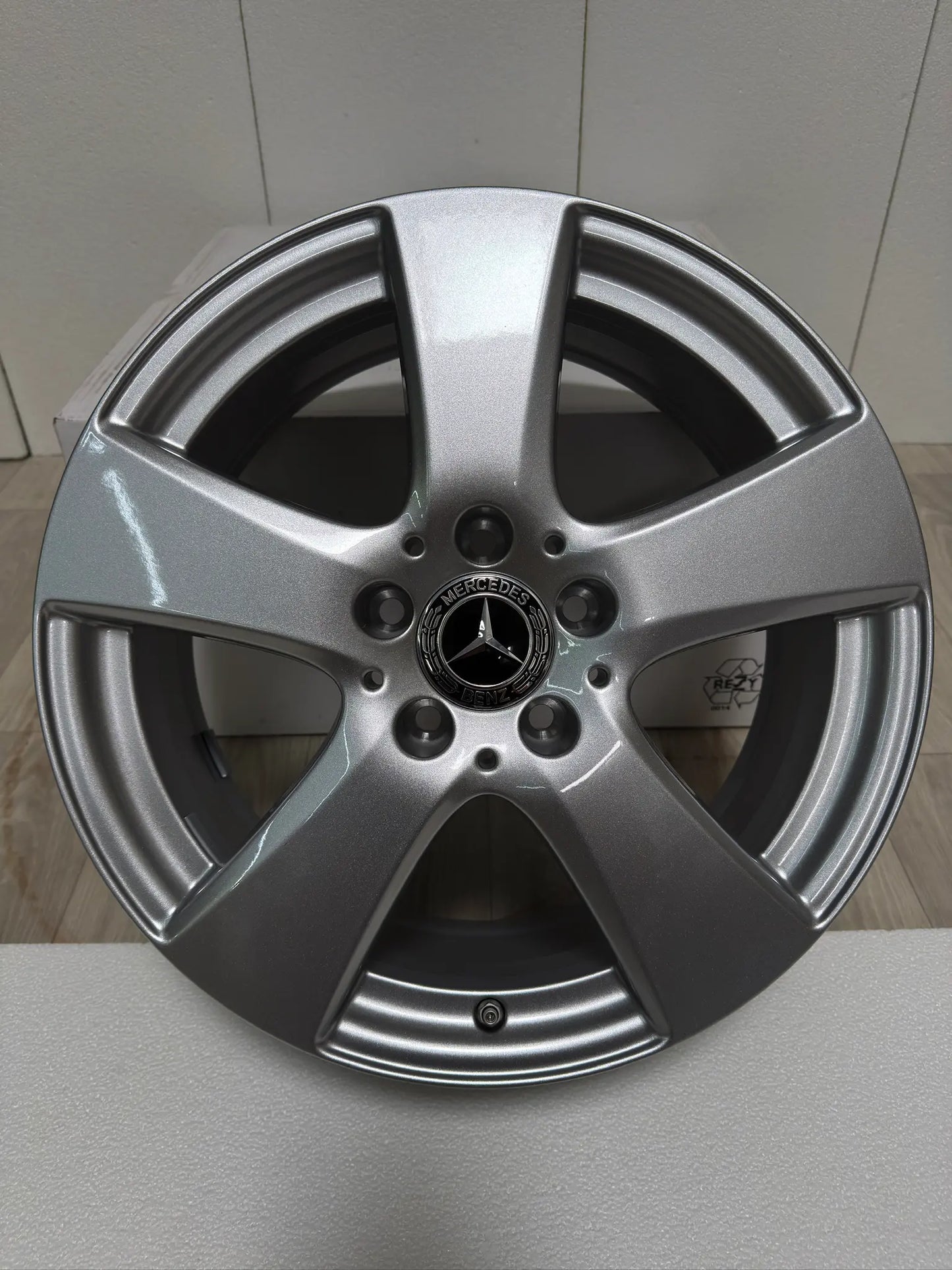 NEU Original Mercedes C-Klasse W205 S205 C205 17 Zoll Felge Alufelge A2054015500 Silber 7x17 ET48,5 Einzelfelge Ersatzfelge Limousine Kombi T-Modell MwSt.