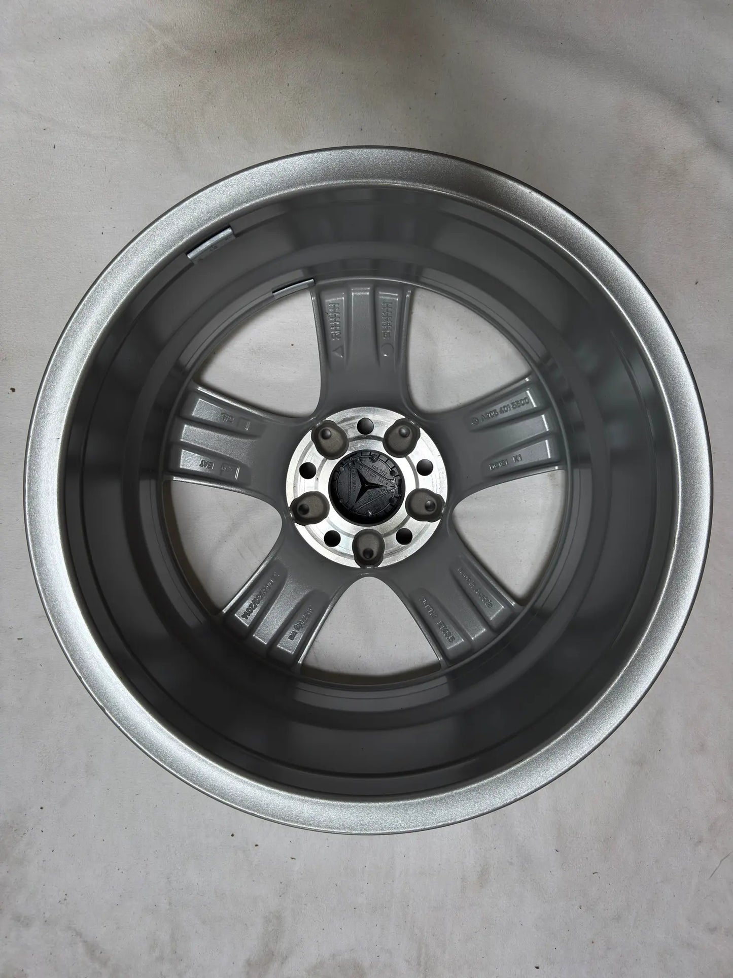 NEU Original Mercedes C-Klasse W205 S205 C205 17 Zoll Felge Alufelge A2054015500 Silber 7x17 ET48,5 Einzelfelge Ersatzfelge Limousine Kombi T-Modell MwSt.