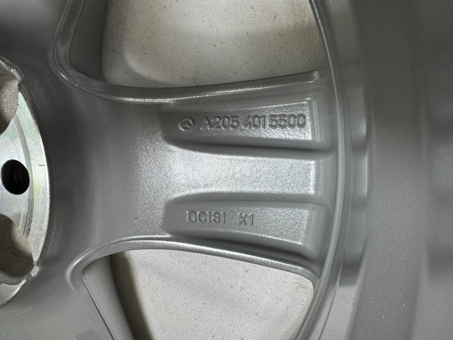 NEU Original Mercedes C-Klasse W205 S205 C205 17 Zoll Felge Alufelge A2054015500 Silber 7x17 ET48,5 Einzelfelge Ersatzfelge Limousine Kombi T-Modell MwSt.