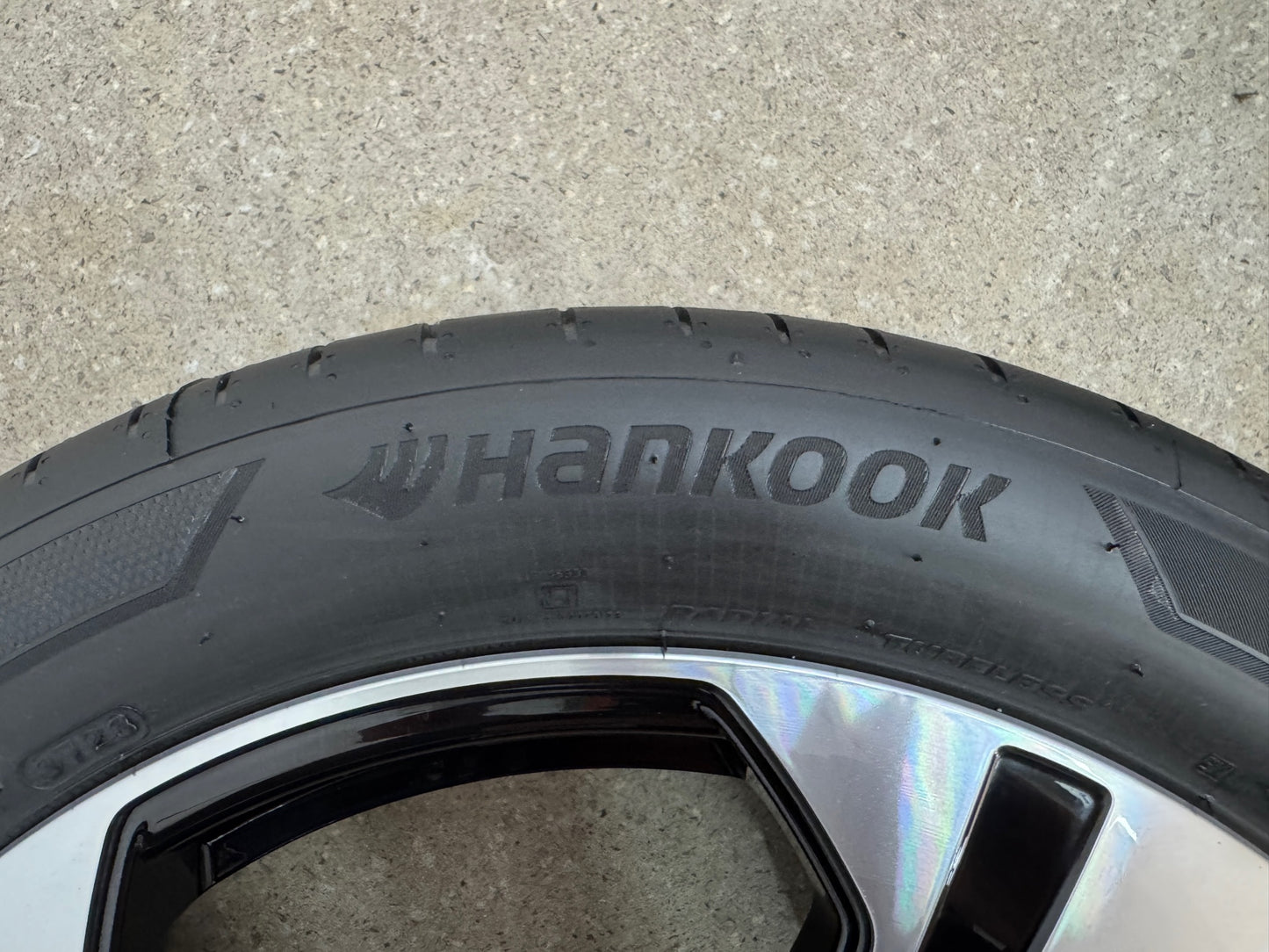NEU Original Mercedes E-Klasse W 214 S 214 19 Zoll Sommerräder Sommerreifen Felgen A2144013600 A2144013700 245/45 R19 102Y 275/40 R19 105Y Sport Line 4MATIC 8,5x19 ET35,5 9,5x19 ET51 Sommerradsatz