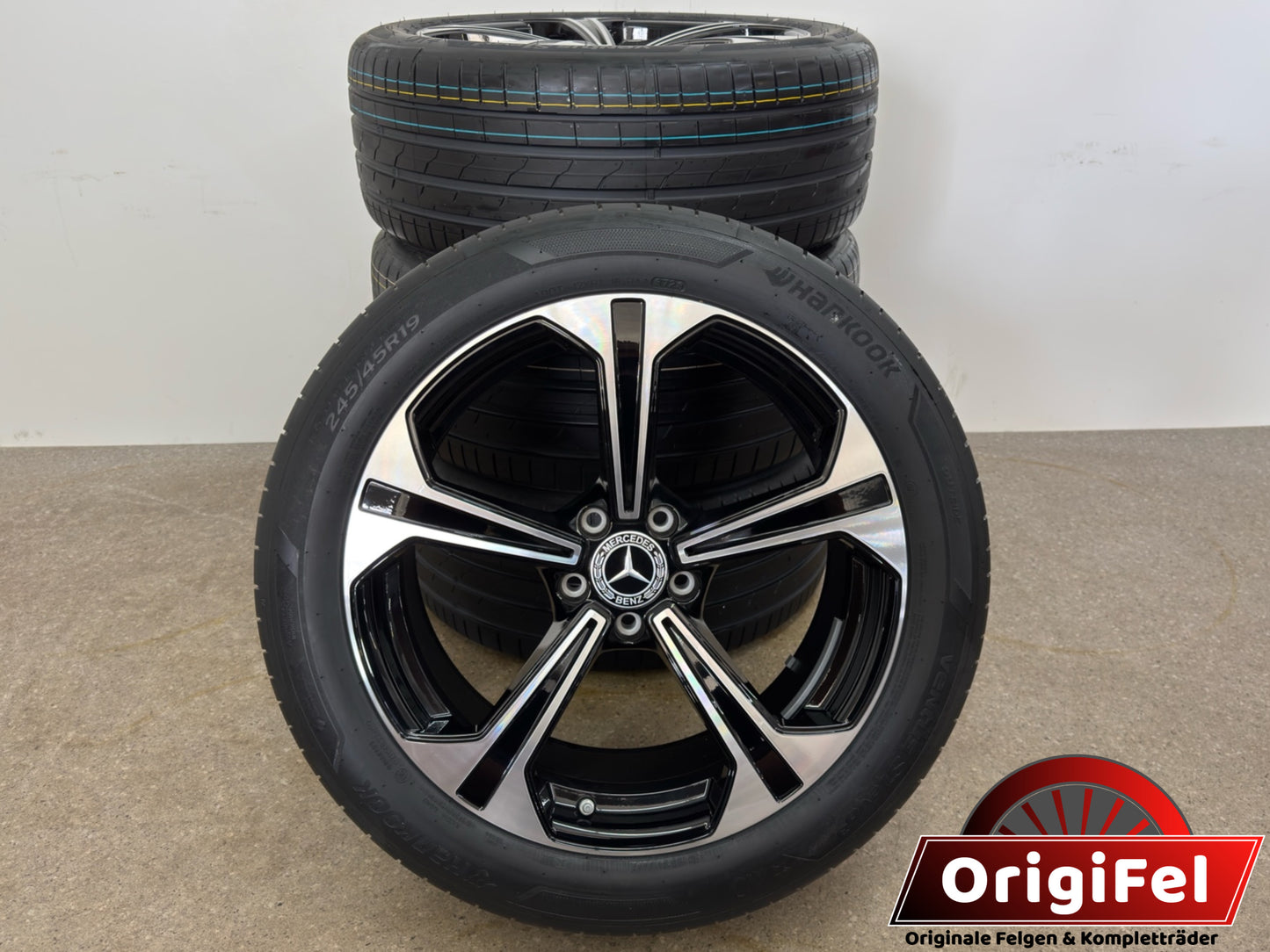 NEU Original Mercedes E-Klasse W 214 S 214 19 Zoll Sommerräder Sommerreifen Felgen A2144013600 A2144013700 245/45 R19 102Y 275/40 R19 105Y Sport Line 4MATIC 8,5x19 ET35,5 9,5x19 ET51 Sommerradsatz